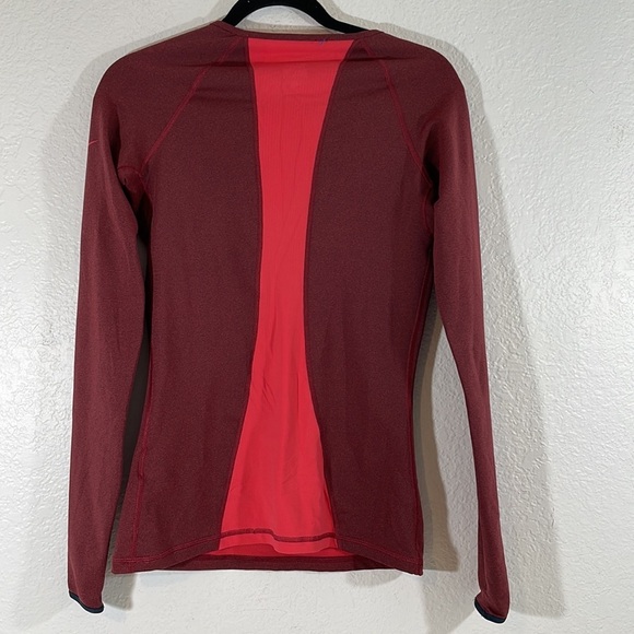 NIKE PRO HYPERWARM DRI-FIT 2 Tone Pullover Size Medium - Picture 4 of 9